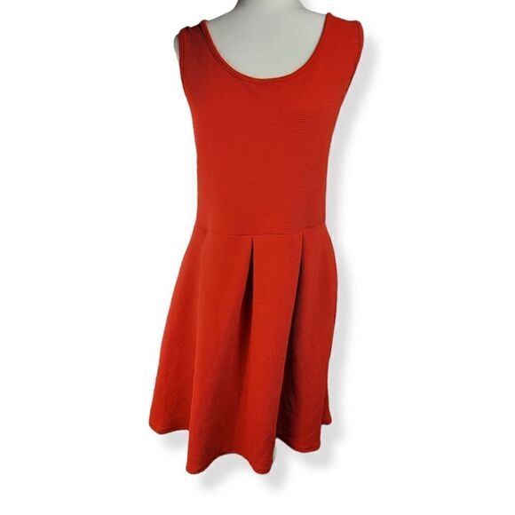 24Seven Red Pleated Maternity Dress XL - Picture 2 of 4